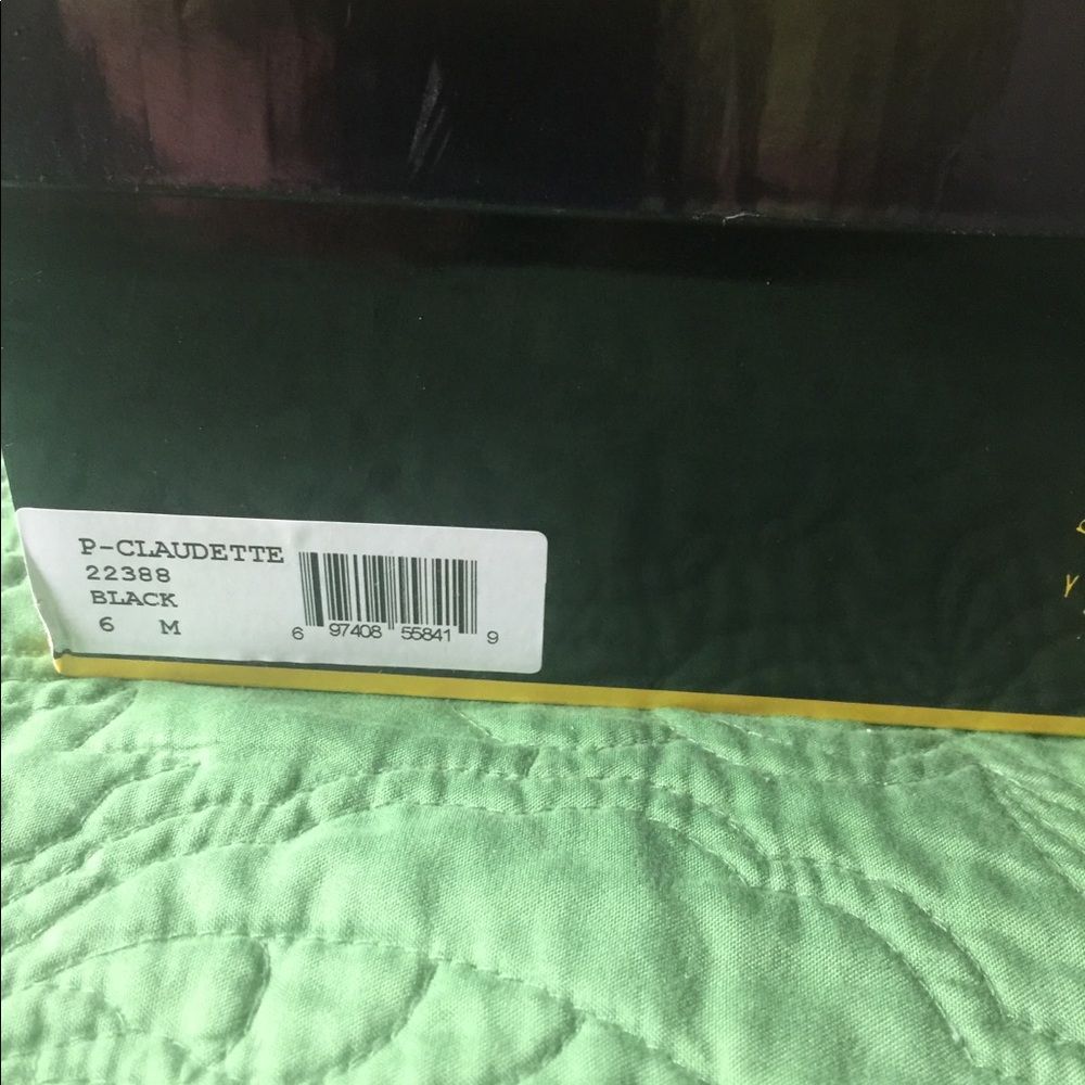 Yellow Box Sandals - Picture 4 of 4
